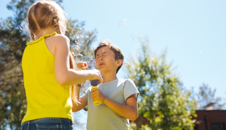 Niños diversión verano